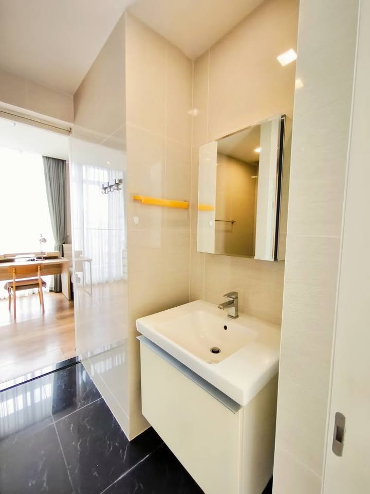 Park Origin Phrom Phong