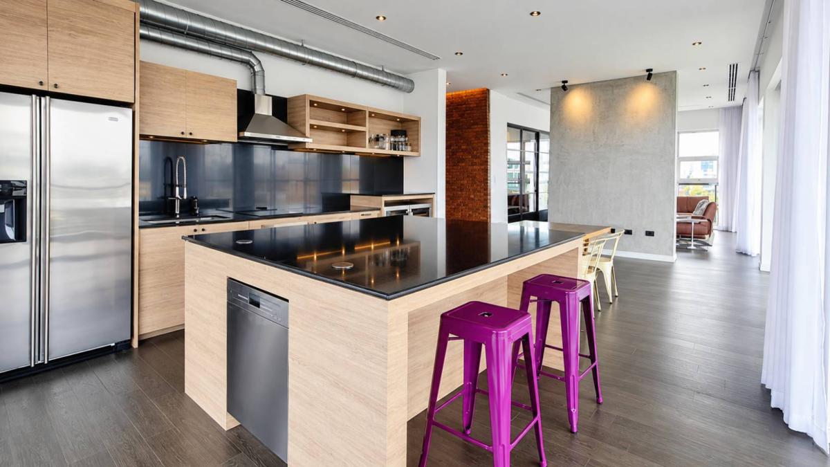 EXCLUSIVE PENTHOUSE SUKHUMVIT 65