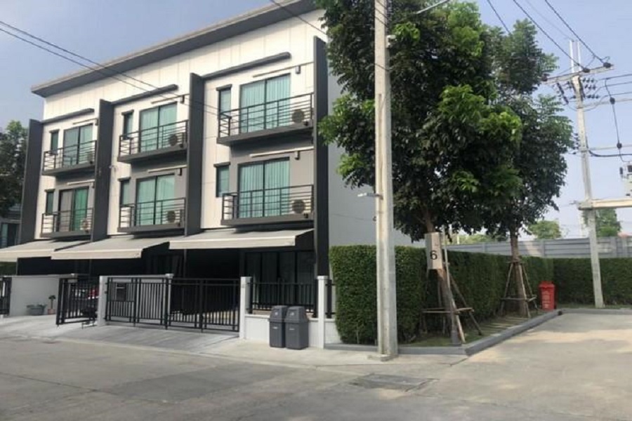 บ้านกลางเมือง-พิบูลสงคราม